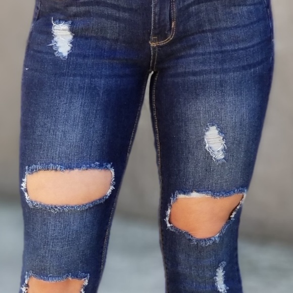 JESSICA Frayed Hem Jeans - Picture 3 of 3